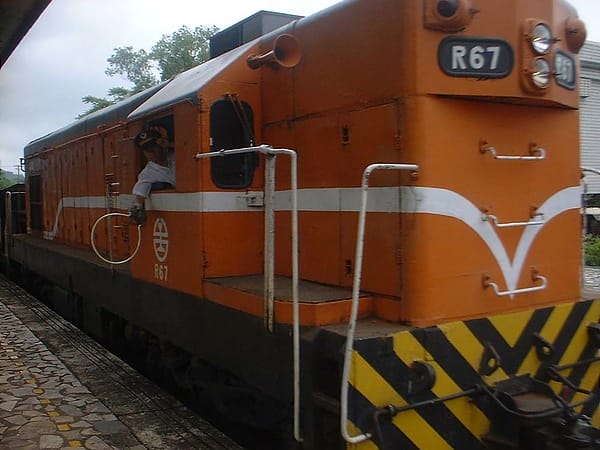 019 南平站 待避貨車.jpg 019 南平站 待避貨車.jpg