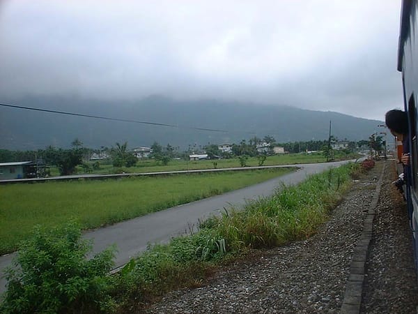 005 200次車上.jpg 005 200次車上.jpg