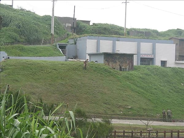 2007 閩江口的珍珠–馬祖 Day3-5 東引‧摩托車爆走 - 第3張圖 2007 閩江口的珍珠–馬祖 Day3-5 東引‧摩托車爆走