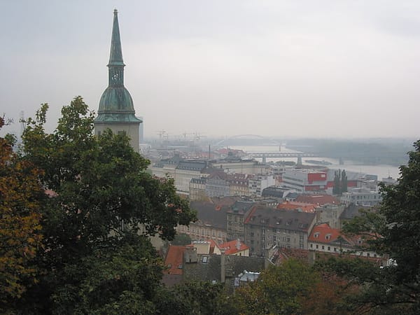 加利利旅遊 捷克蜜月 Day2-1 斯洛伐克首都Bratislava - 第4張圖 加利利旅遊 捷克蜜月 Day2-1 斯洛伐克首都Bratislava