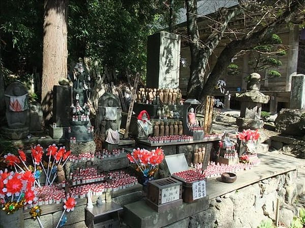 初秋日本東北 Day3-1 誠意踏遍千階梯 參拜山寺 - 第13張圖 初秋日本東北 Day3-1 誠意踏遍千階梯 參拜山寺
