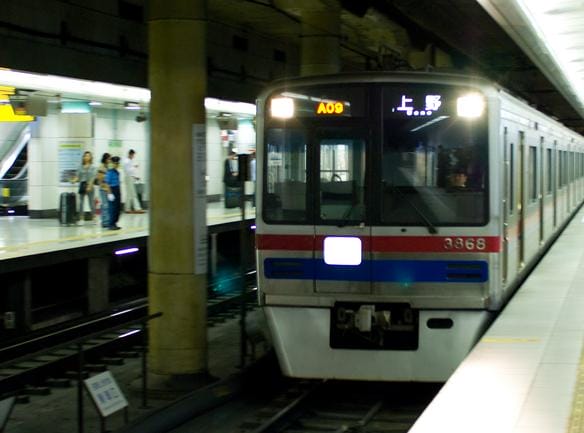 line 004.jpg