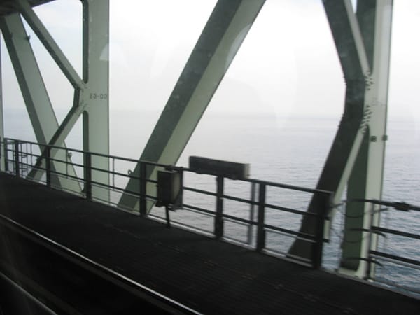 air008.JPG