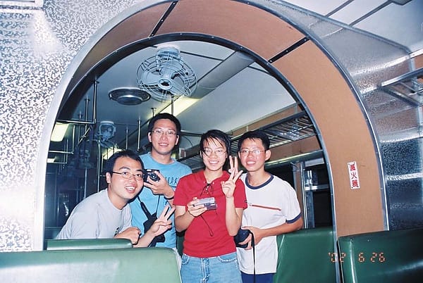 普通車(藍寶寶)上.JPG 普通車(藍寶寶)上.JPG