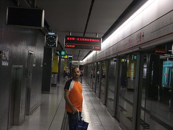 03尖沙嘴月台路線標示6.JPG