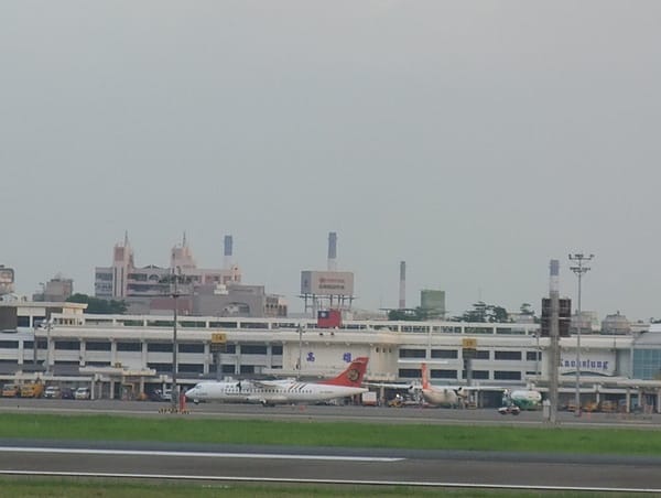 GE001.JPG GE001.JPG