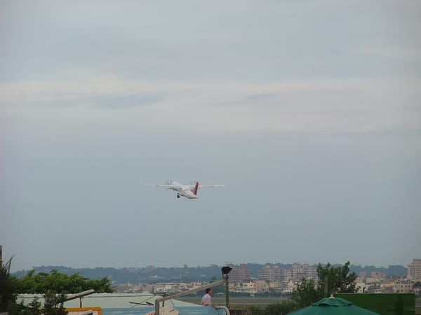 GE002.JPG GE002.JPG