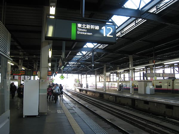 【JR東日本】東北新幹線はやぶさ 人來瘋湊熱鬧首航旅