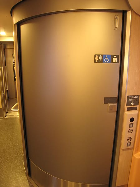 【JR東日本】東北新幹線はやぶさ 人來瘋湊熱鬧首航旅