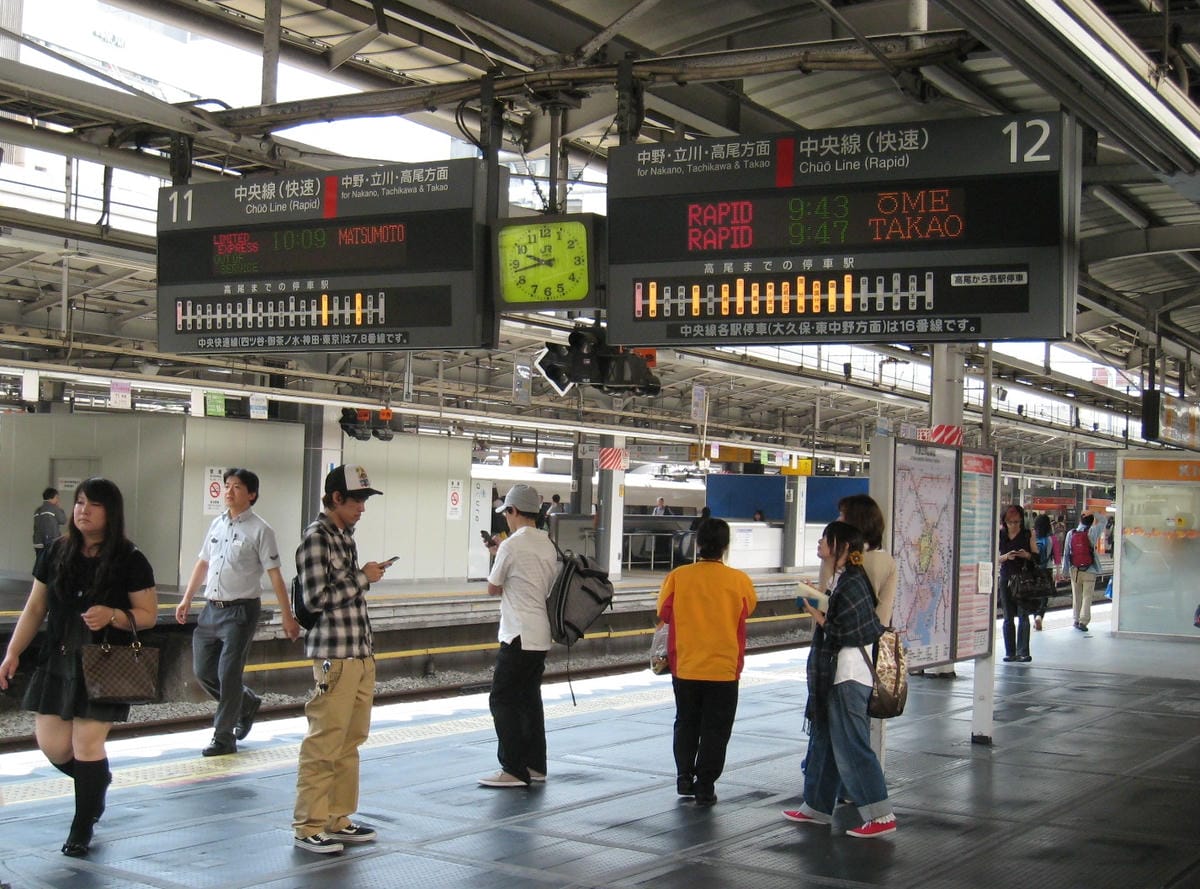 JR02.JPG