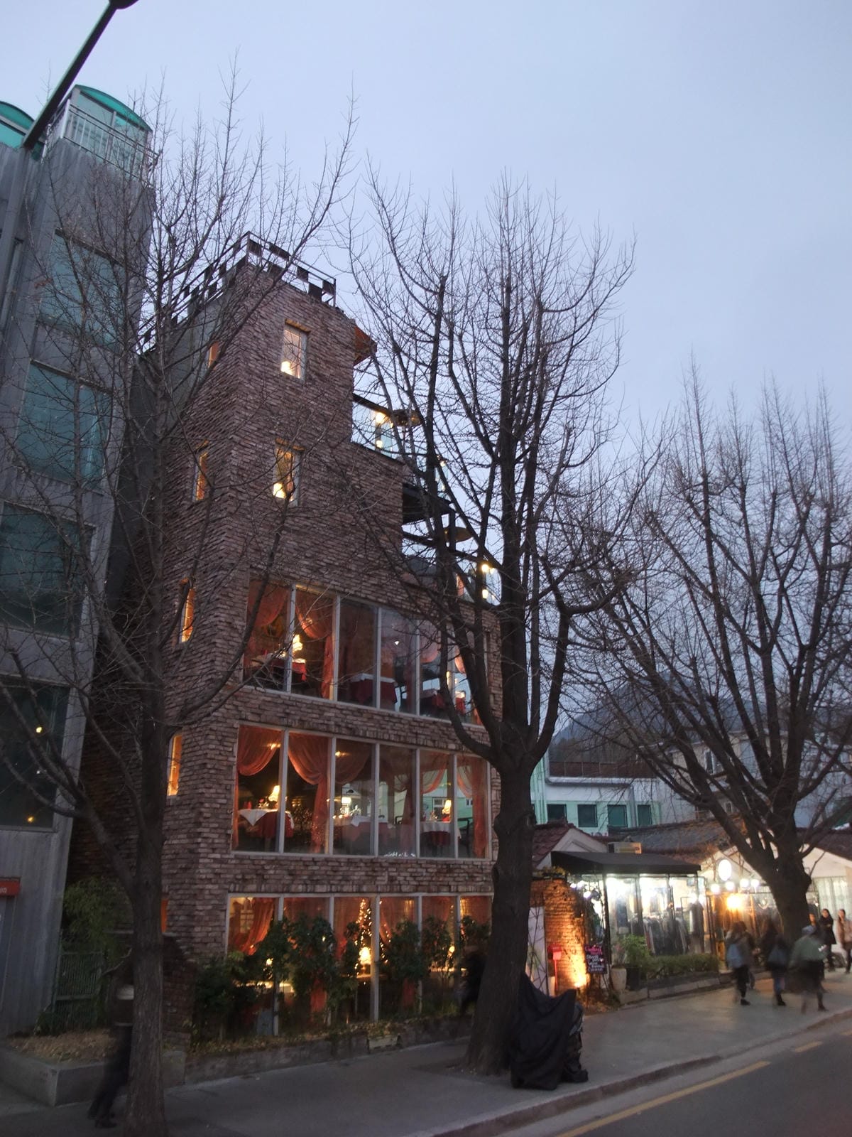 0108.JPG 0108.JPG