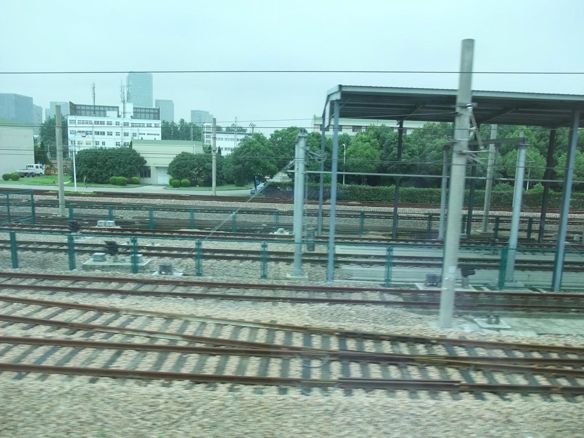 058 058