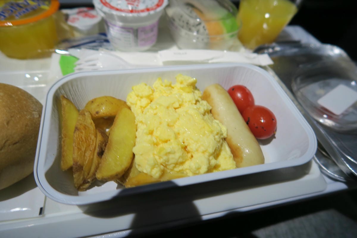 【飛行食記】香港-赫爾辛基 by 芬蘭航空 (A359) 【飛行食記】香港-赫爾辛基 by 芬蘭航空 (A359)