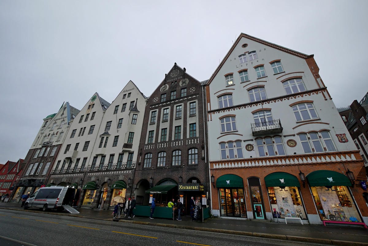 挪威峽灣自駕遊Day2-3 港都卑爾根（Bergen）穿梭在