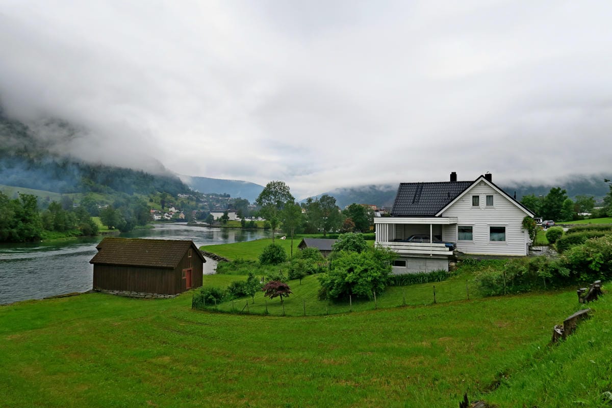 挪威峽灣自駕遊Day3-2 遊走峽灣區，卑爾根(Bergen