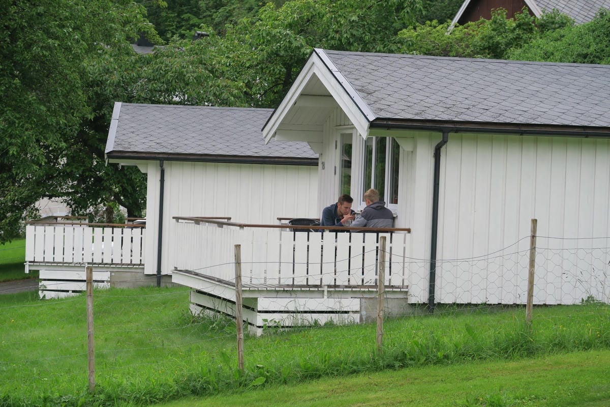 挪威No.1蓋倫格(Geiranger)峽灣邊露營-小木屋篇
