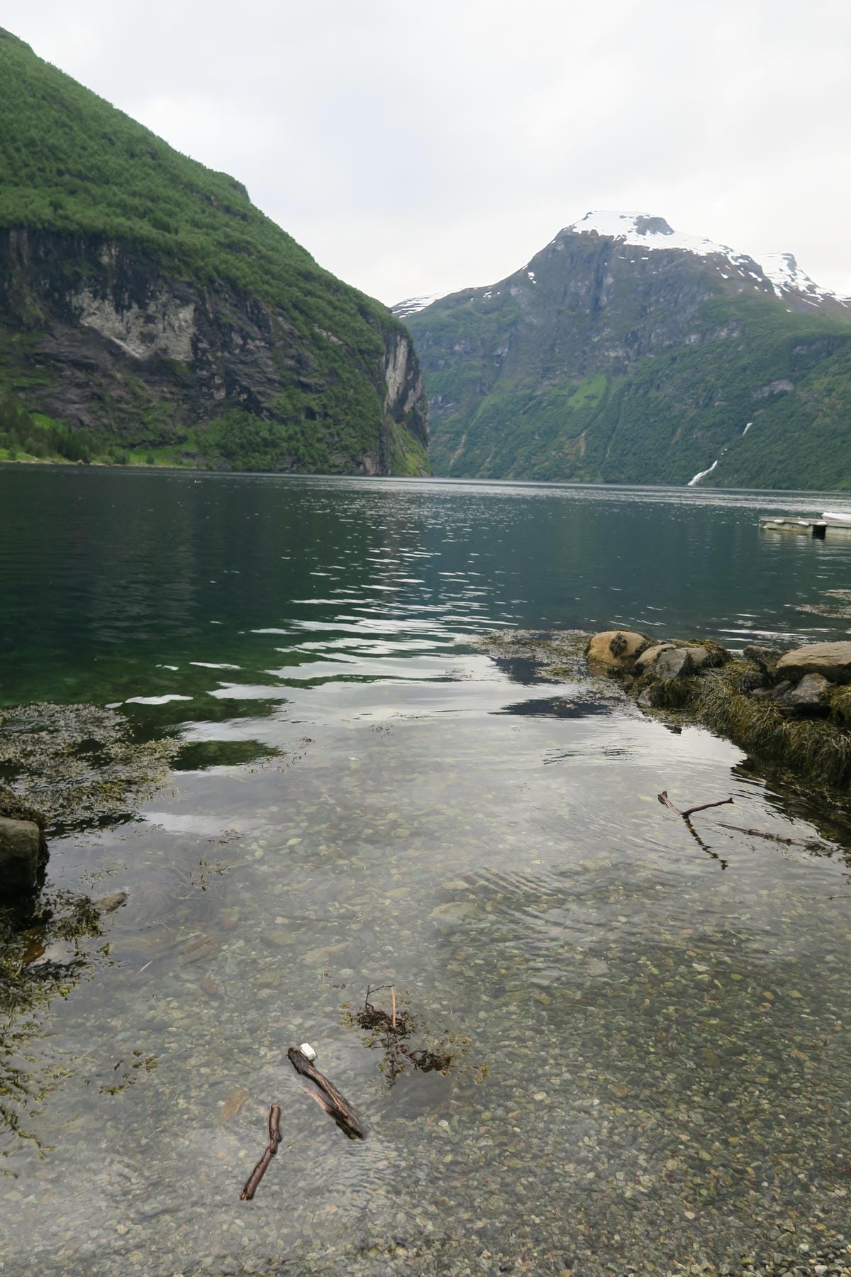 挪威No.1蓋倫格(Geiranger)峽灣邊露營-仙境賞景