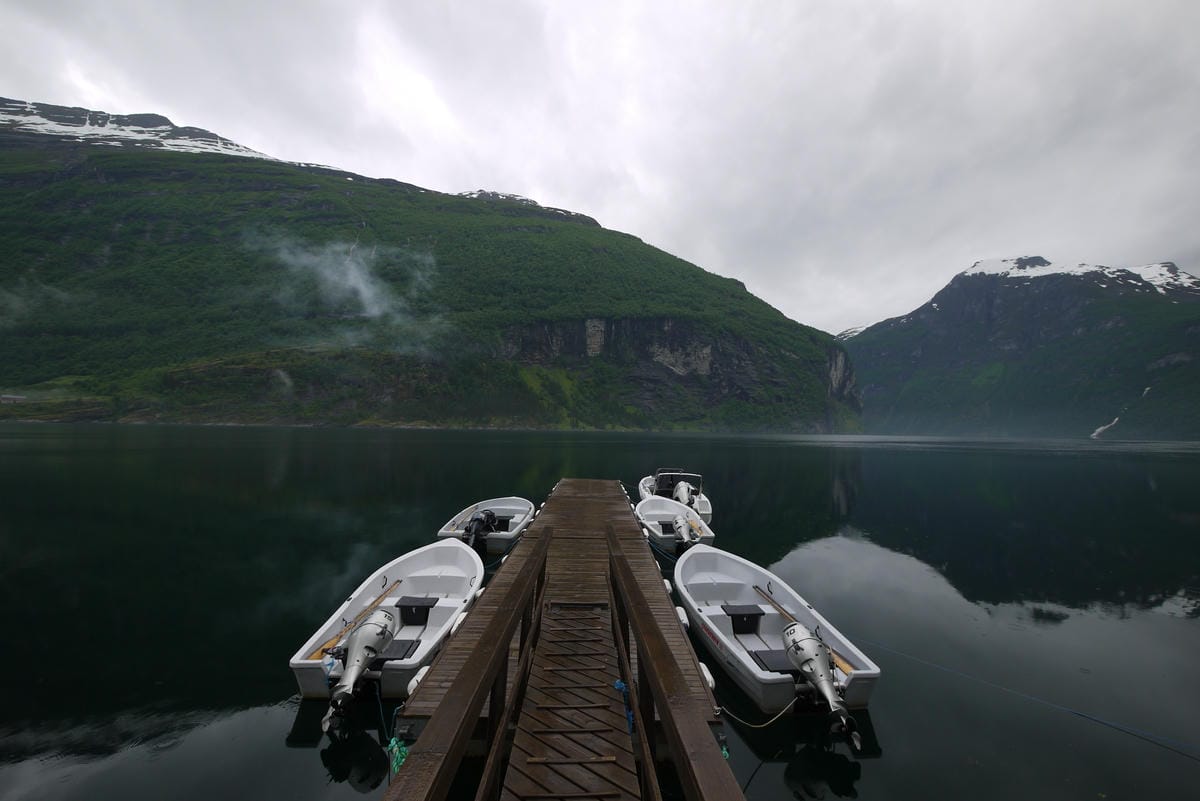 挪威No.1蓋倫格(Geiranger)峽灣邊露營-仙境賞景