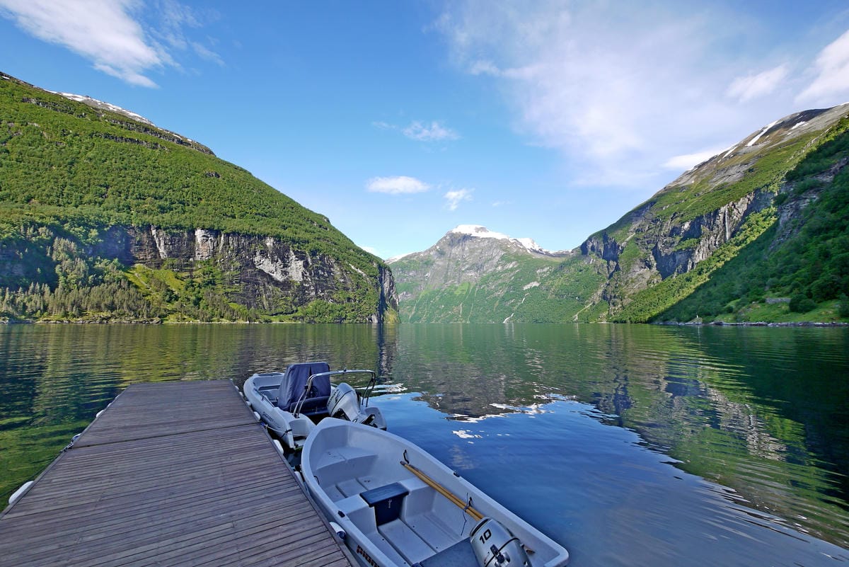 挪威No.1蓋倫格(Geiranger)峽灣邊露營-仙境賞景