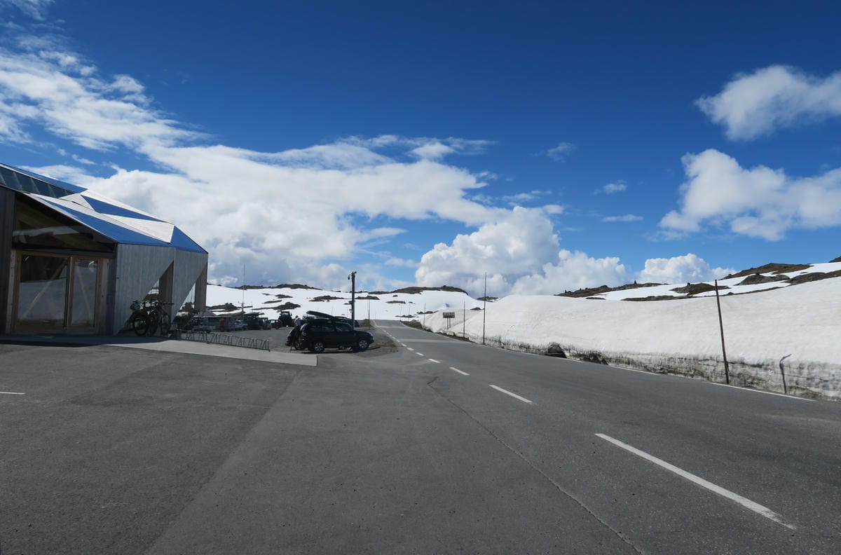 挪威峽灣自駕遊Day5-2 松恩峽灣源頭冰河55號景觀公路巡 挪威峽灣自駕遊Day5-2 松恩峽灣源頭冰河55號景觀公路巡