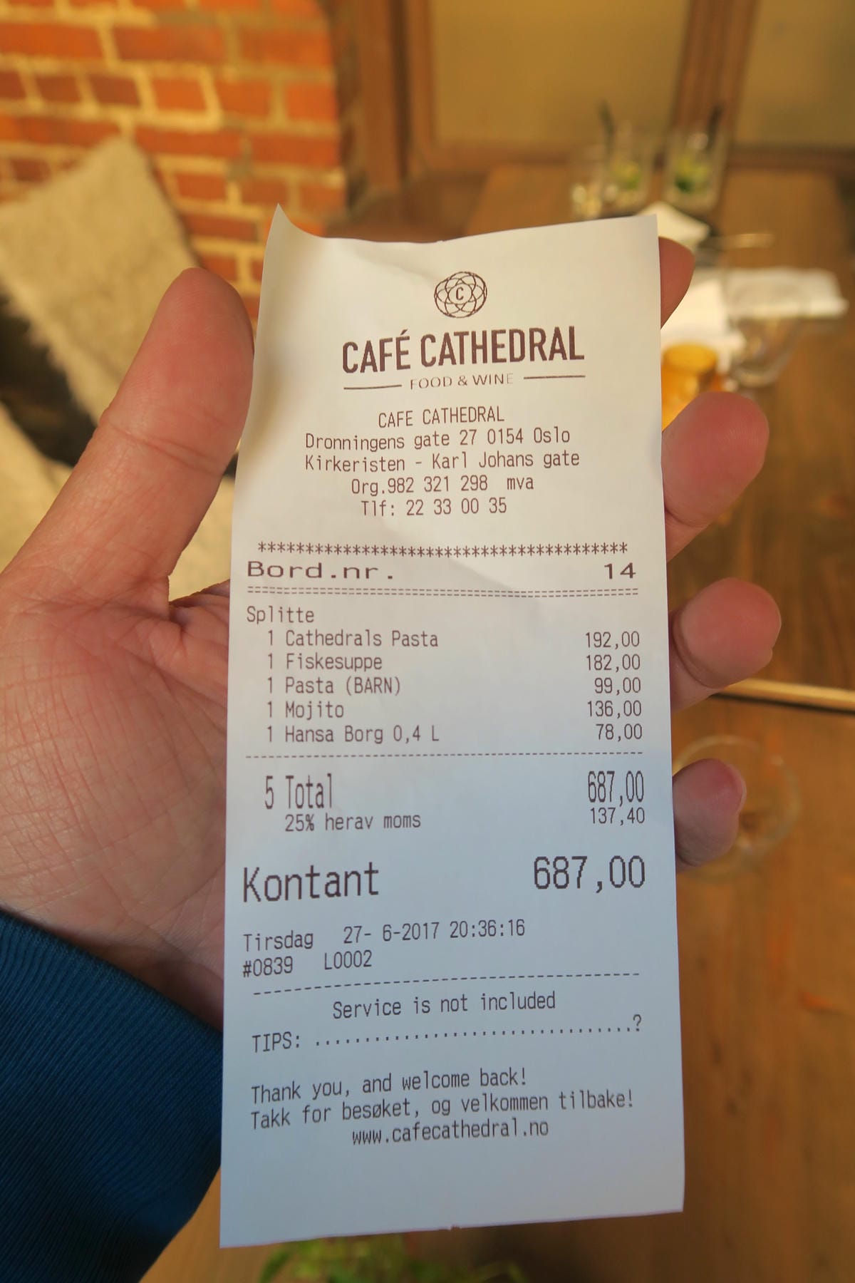 挪威奧斯陸餐廳:舊城區氣氛佳的 Cafe Cathedral 挪威奧斯陸餐廳:舊城區氣氛佳的 Cafe Cathedral