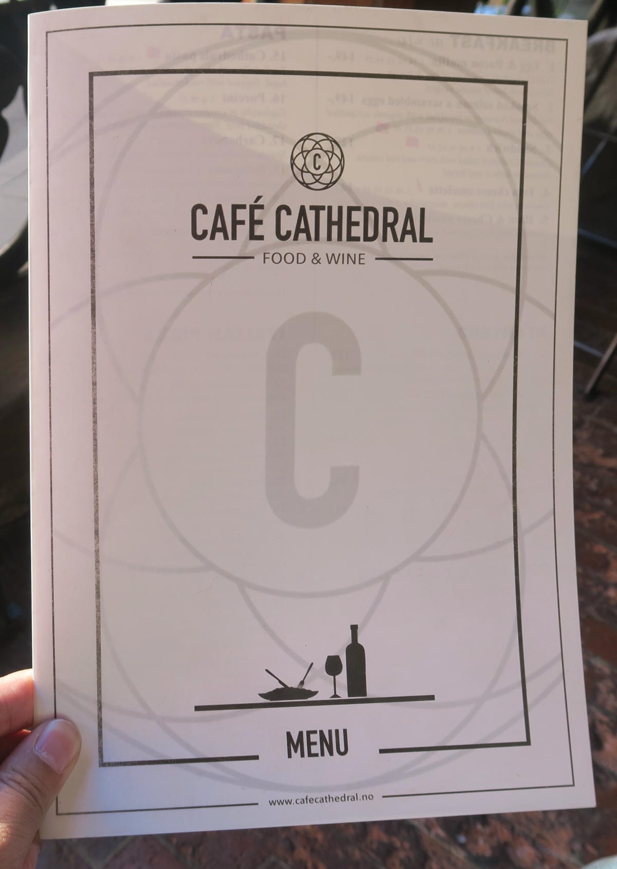 挪威奧斯陸餐廳:舊城區氣氛佳的 Cafe Cathedral 挪威奧斯陸餐廳:舊城區氣氛佳的 Cafe Cathedral