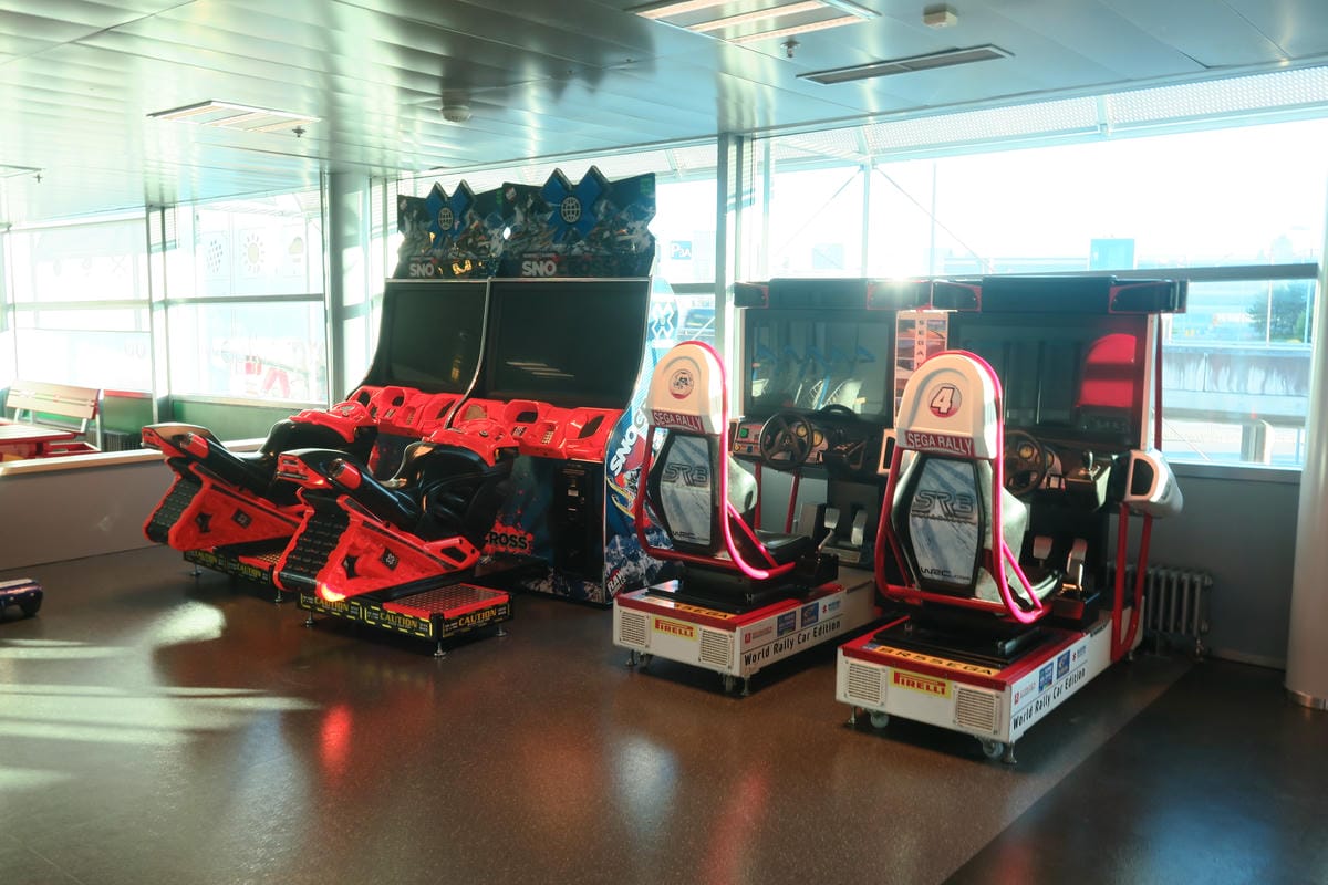 【芬蘭】赫爾辛基萬塔機場(Vantaa)場內吃喝玩樂走透透 【芬蘭】赫爾辛基萬塔機場(Vantaa)場內吃喝玩樂走透透