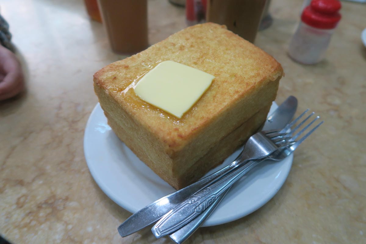 澳門過聖誕節 Day4 新鴻發茶餐廳、國父紀念館&逛市場買燒 澳門過聖誕節 Day4 新鴻發茶餐廳、國父紀念館&逛市場買燒