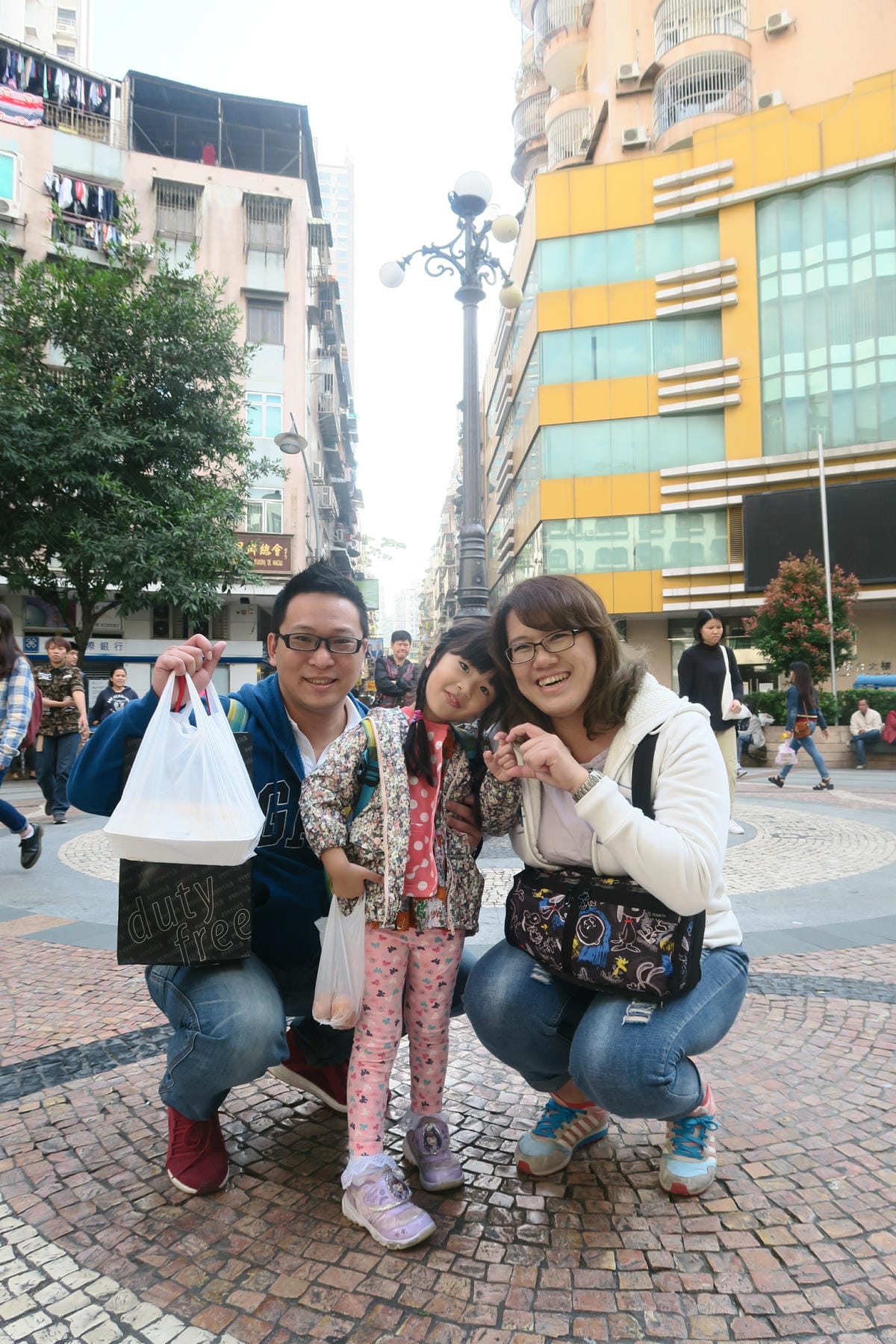 澳門過聖誕節 Day4 新鴻發茶餐廳、國父紀念館&逛市場買燒 澳門過聖誕節 Day4 新鴻發茶餐廳、國父紀念館&逛市場買燒