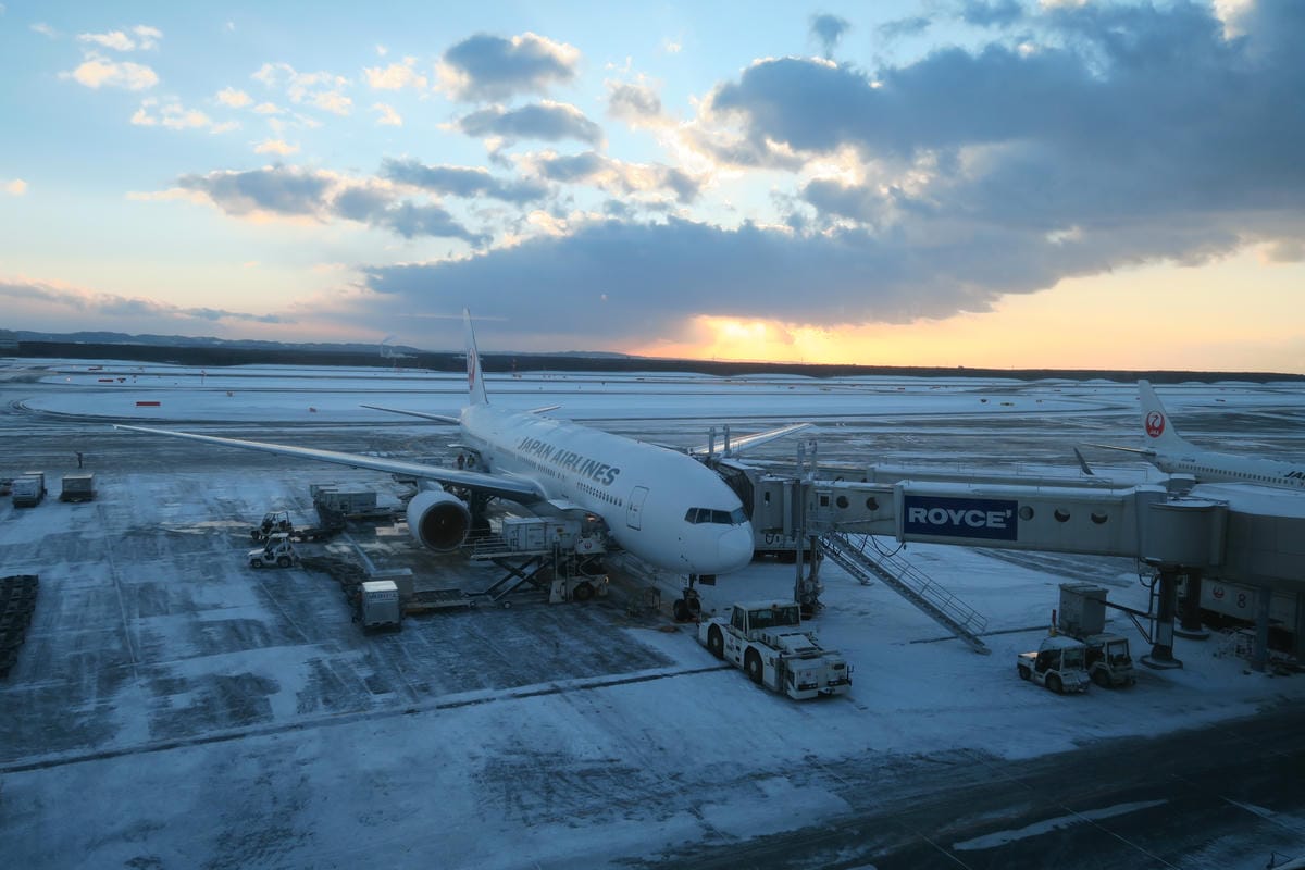 嚴冬雪見の日本東北&北海道 Day1 大風雪的札幌新千歲空港