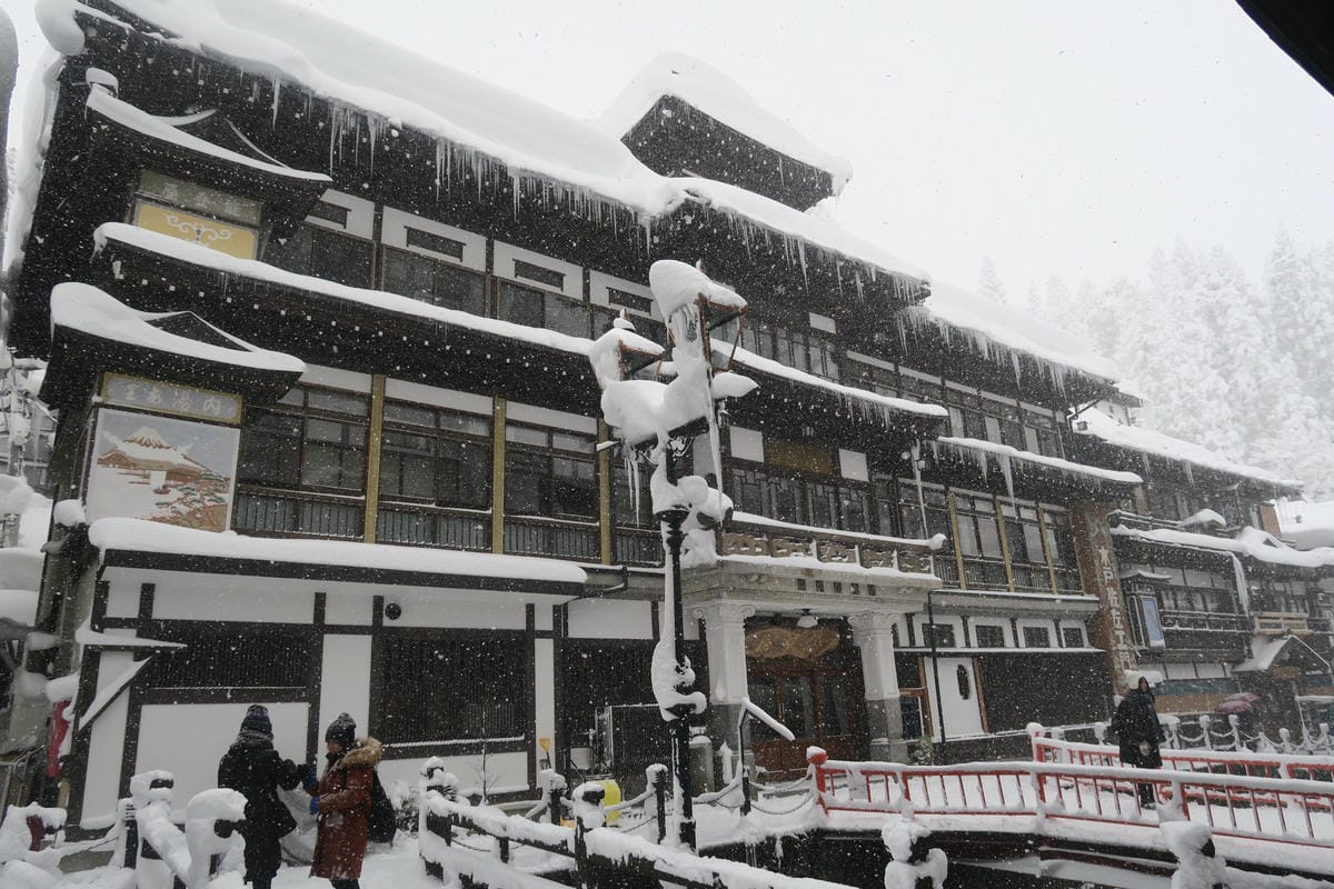 東北銀山溫泉住宿:能登屋旅館 東北銀山溫泉住宿:能登屋旅館