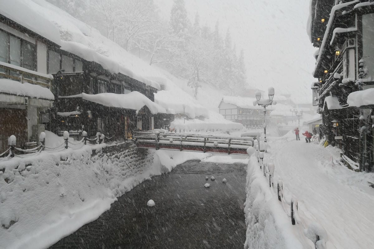 嚴冬雪見の日本東北&北海道 Day6-2 大雪紛飛的銀山溫泉 嚴冬雪見の日本東北&北海道 Day6-2 大雪紛飛的銀山溫泉
