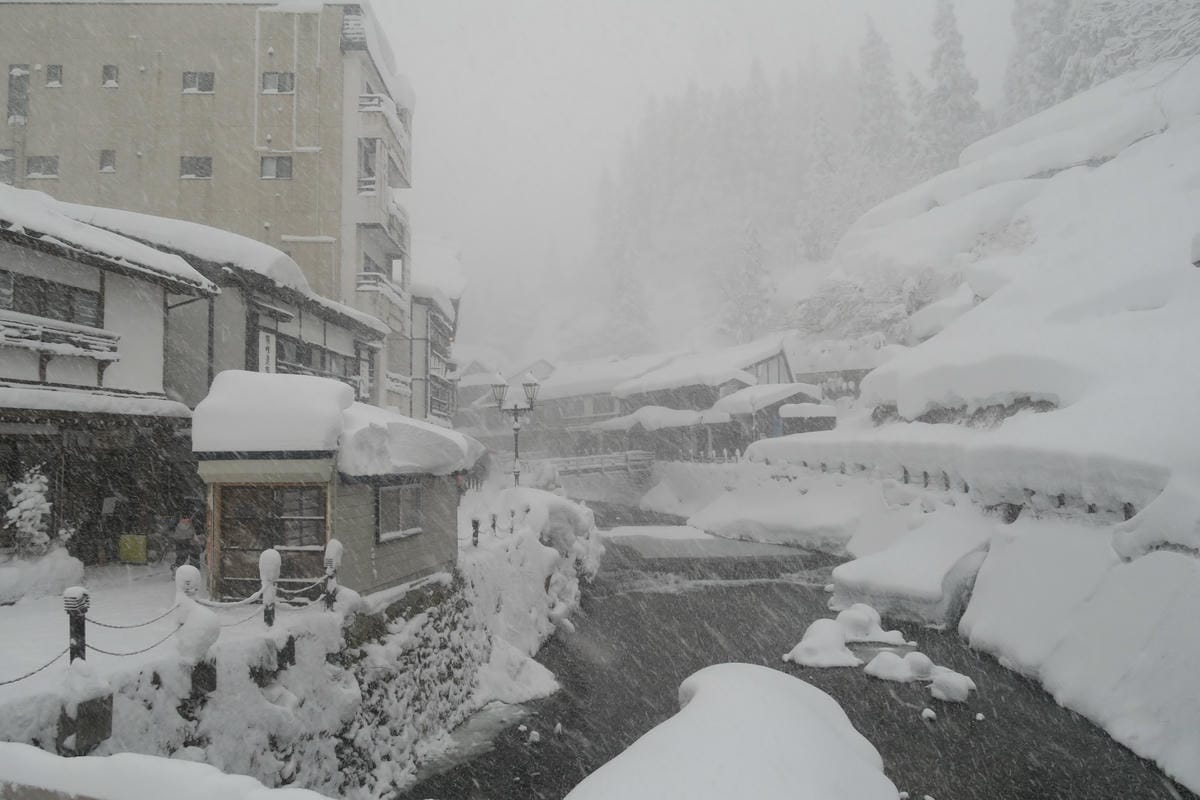 嚴冬雪見の日本東北&北海道 Day6-2 大雪紛飛的銀山溫泉 嚴冬雪見の日本東北&北海道 Day6-2 大雪紛飛的銀山溫泉