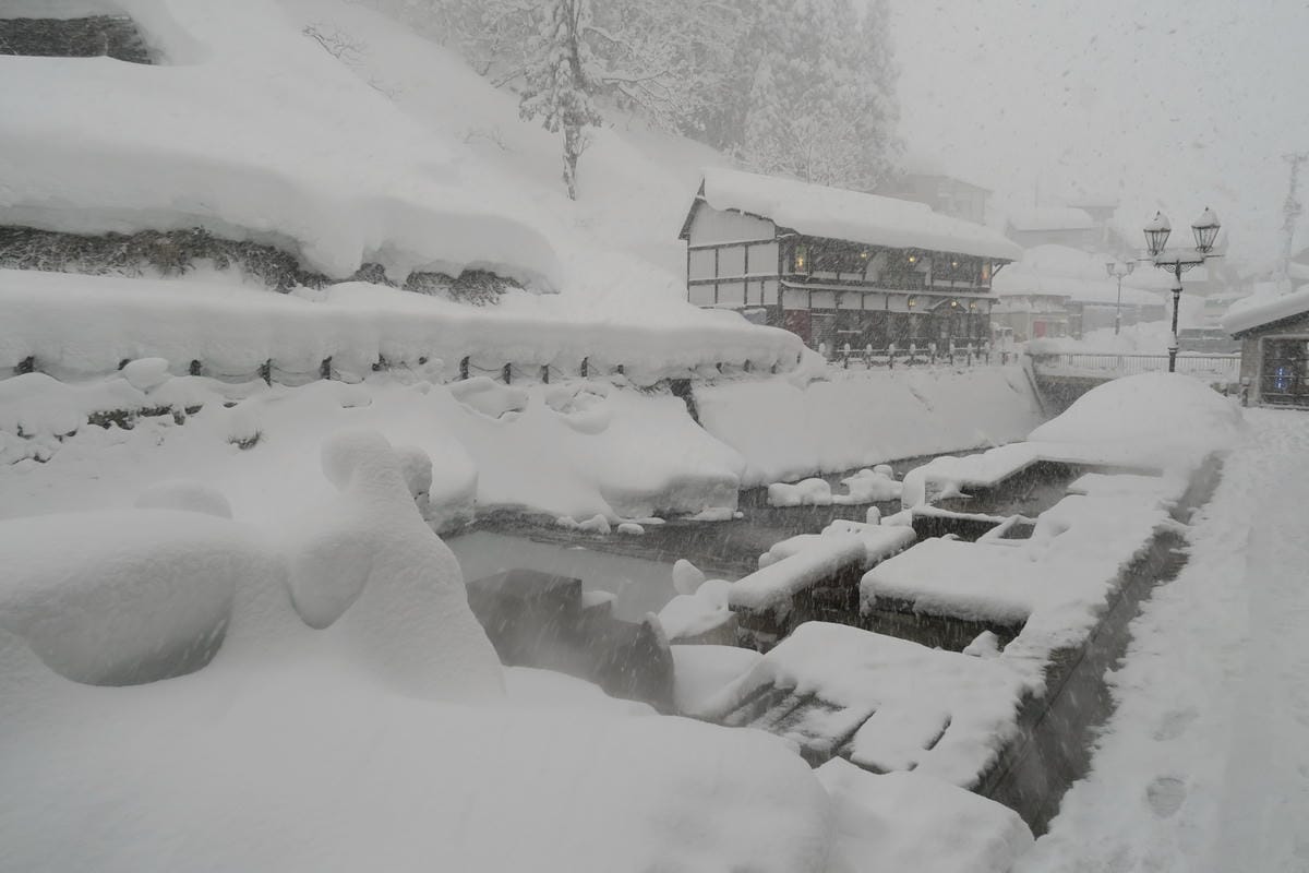 嚴冬雪見の日本東北&北海道 Day6-2 大雪紛飛的銀山溫泉 嚴冬雪見の日本東北&北海道 Day6-2 大雪紛飛的銀山溫泉