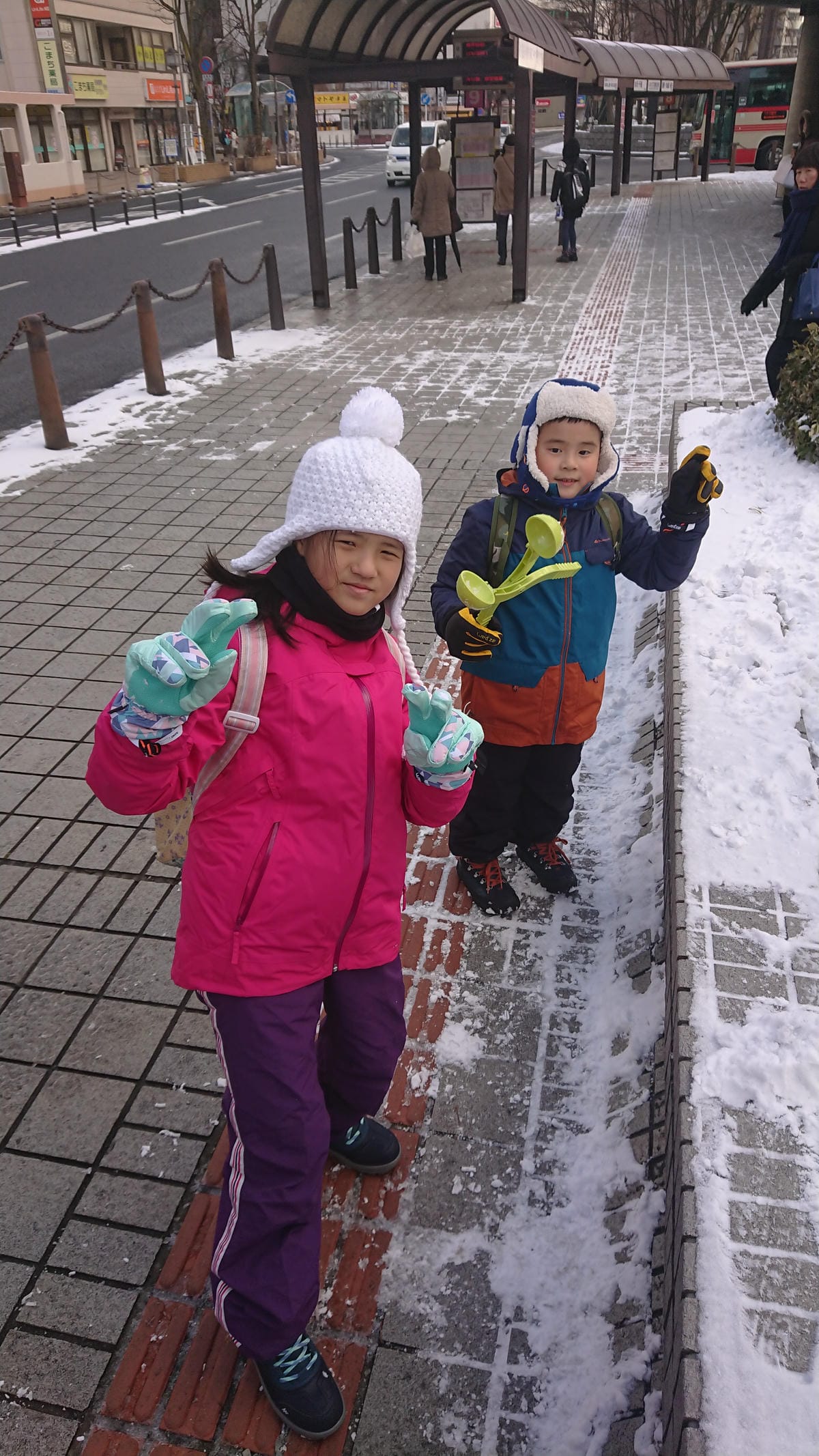 日本東北岩手縣跨年 Day2-1 盛岡沿路玩雪玩不完,大阪王 日本東北岩手縣跨年 Day2-1 盛岡沿路玩雪玩不完,大阪王