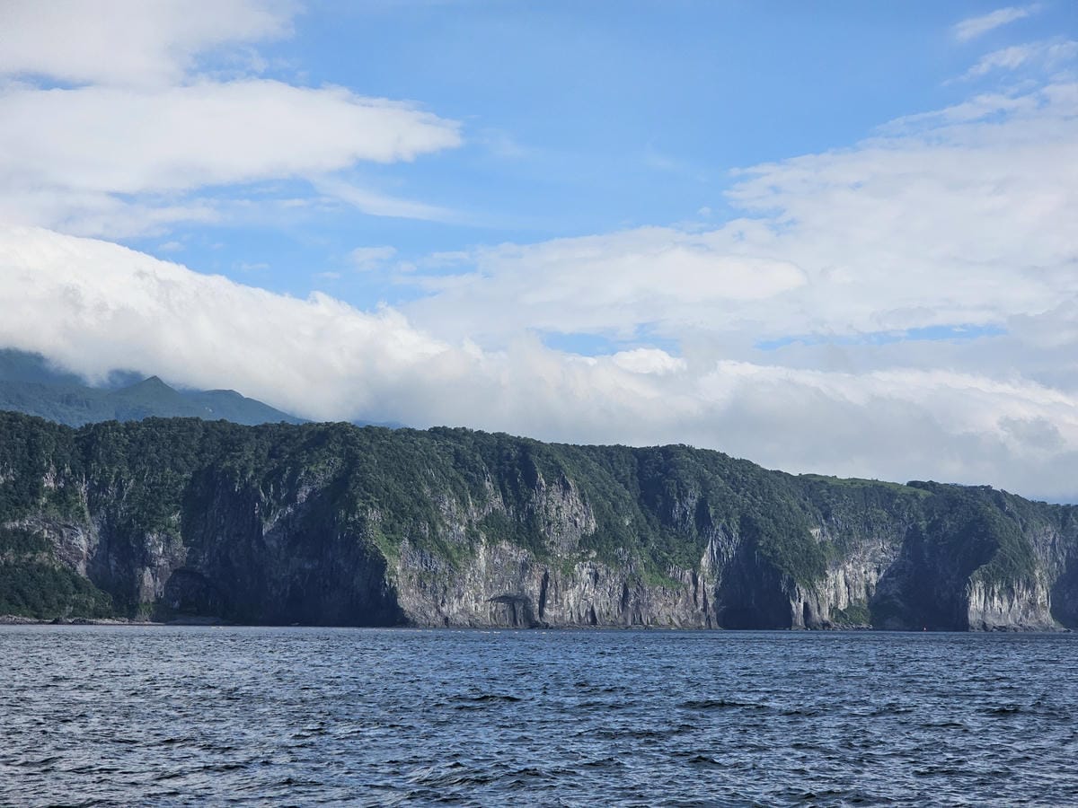 夏の北海道道東自駕遊 Day2-2 搭觀光船遊知床半島哥吉拉 夏の北海道道東自駕遊 Day2-2 搭觀光船遊知床半島哥吉拉