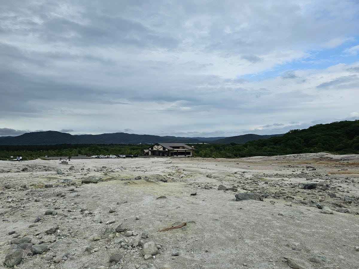 夏の北海道道東自駕遊 Day3-3 夏日道東三湖之硫磺山大吃 夏の北海道道東自駕遊 Day3-3 夏日道東三湖之硫磺山大吃