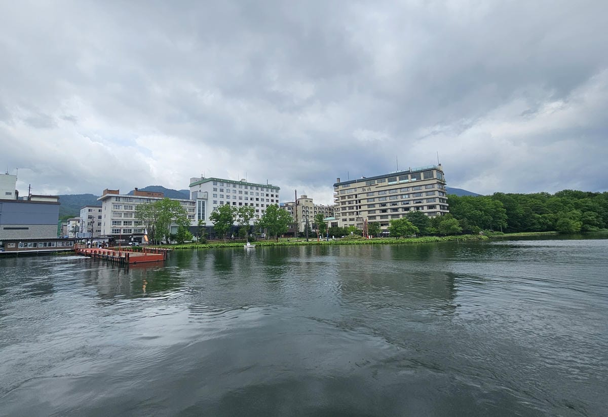 夏の北海道道東自駕遊 Day4-2 阿寒湖遊船&賞綠球藻 夏の北海道道東自駕遊 Day4-2 阿寒湖遊船&賞綠球藻