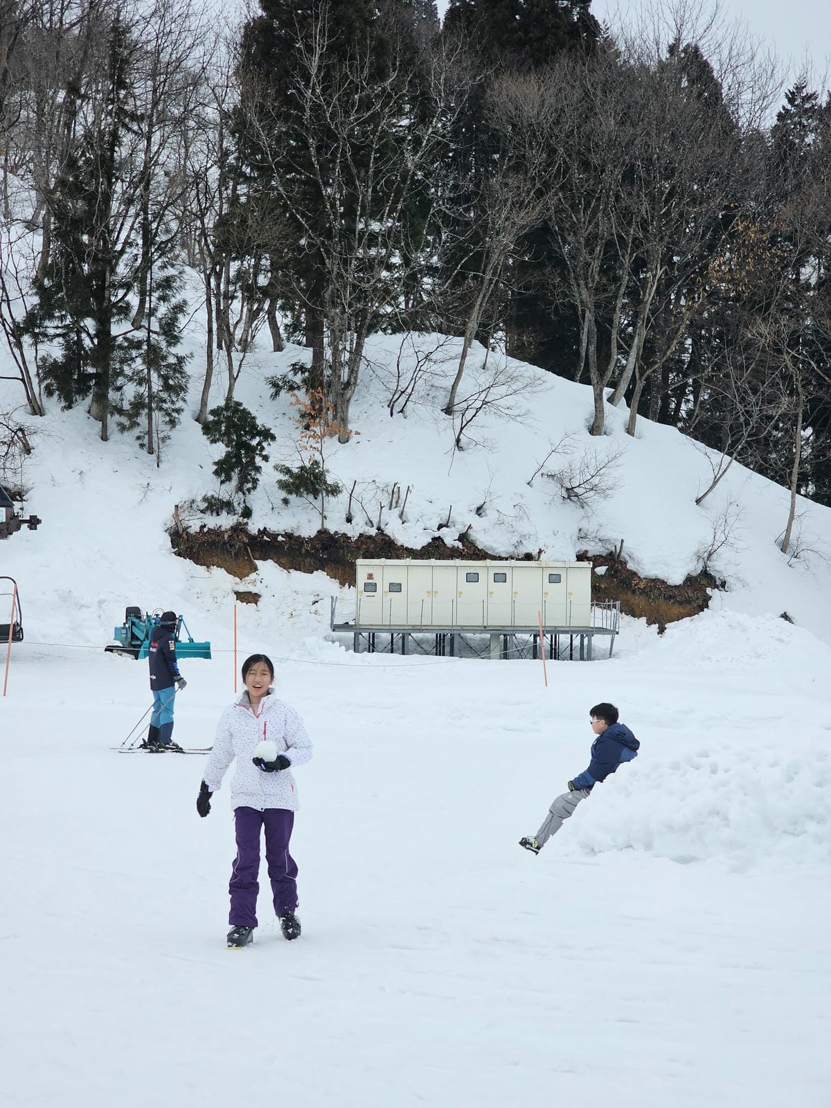 Day3-1 越後湯沢NASPA滑雪-帶小孩上山滑雪去