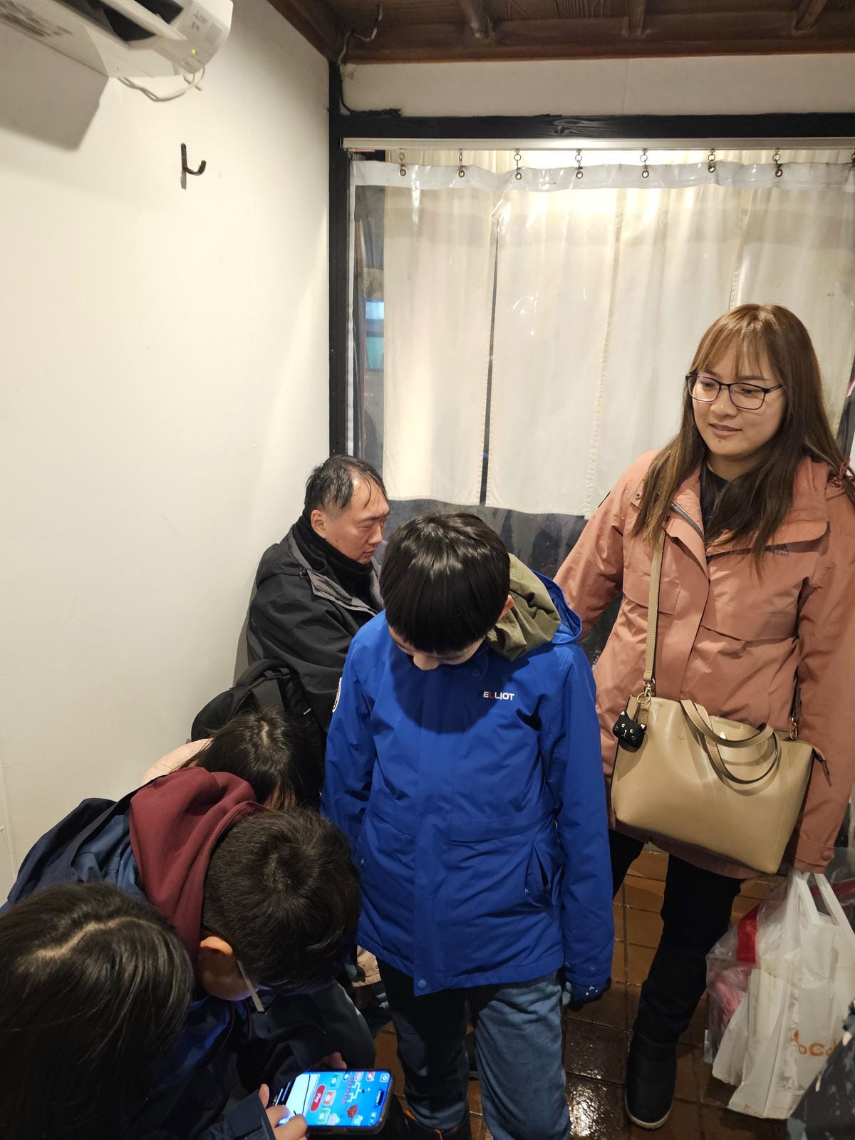 Day4-3 越後湯澤的回憶與再訪 - 車站喝酒、大塊豬排、 Day4-3 越後湯澤的回憶與再訪 - 車站喝酒、大塊豬排、