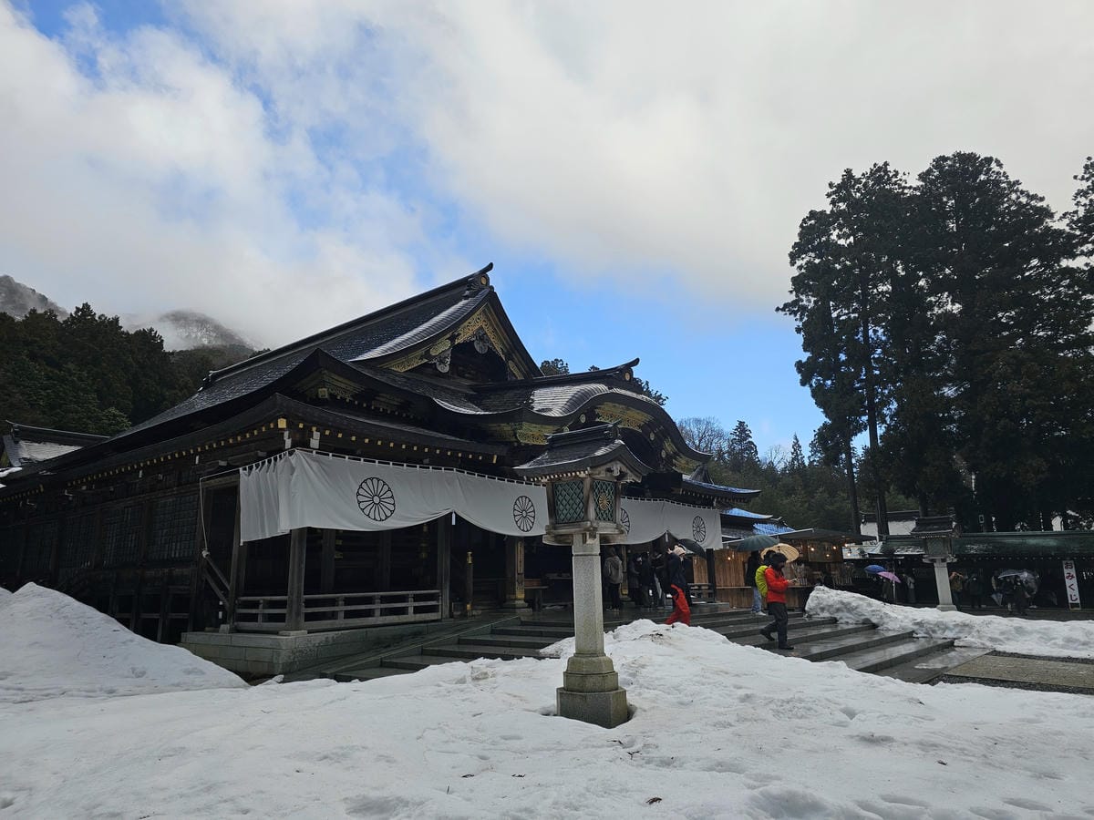 Day5-1 冬天自駕遊雪中的越後一宮彌彥神社 Day5-1 冬天自駕遊雪中的越後一宮彌彥神社