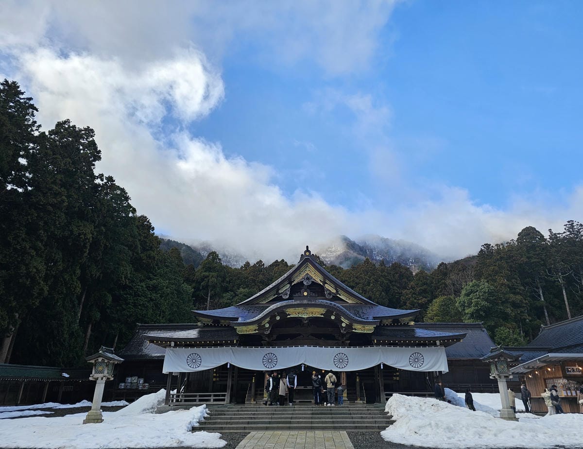 Day5-1 冬天自駕遊雪中的越後一宮彌彥神社 Day5-1 冬天自駕遊雪中的越後一宮彌彥神社