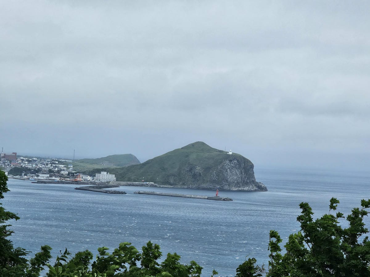 Day2-2 道北的離島 - 自駕利尻一周順便挖海膽去 Day2-2 道北的離島 - 自駕利尻一周順便挖海膽去