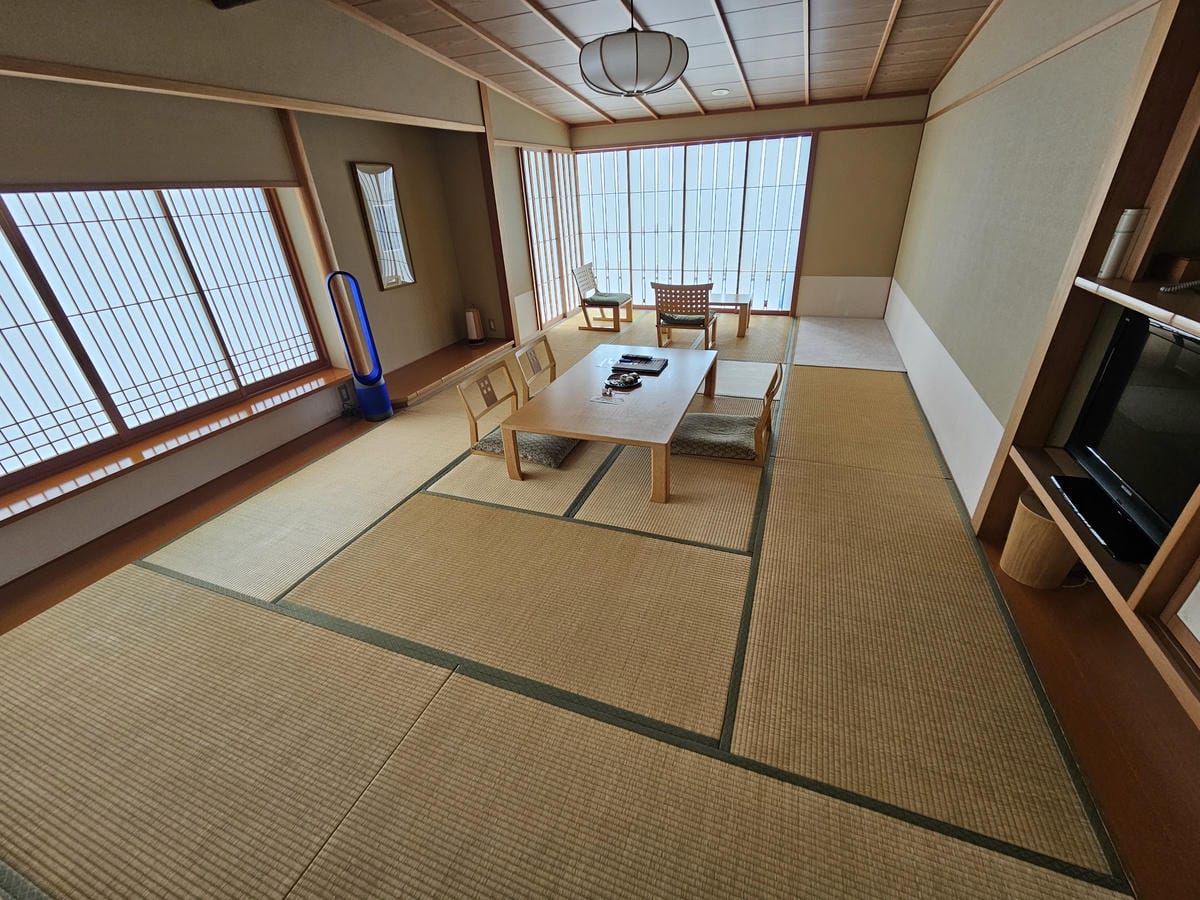 道北離島禮文住宿:花れぶん (旅館花禮文) 滿滿的海膽味 道北離島禮文住宿:花れぶん (旅館花禮文) 滿滿的海膽味