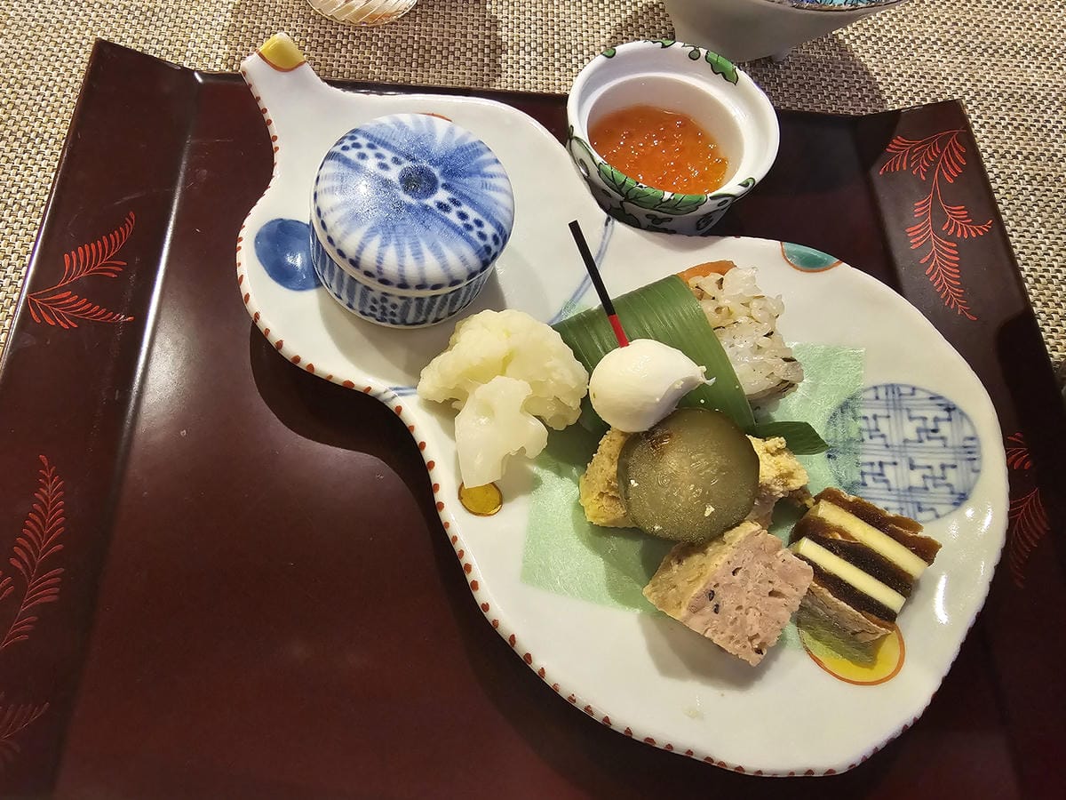 道北離島禮文住宿:花れぶん (旅館花禮文) 滿滿的海膽味 道北離島禮文住宿:花れぶん (旅館花禮文) 滿滿的海膽味