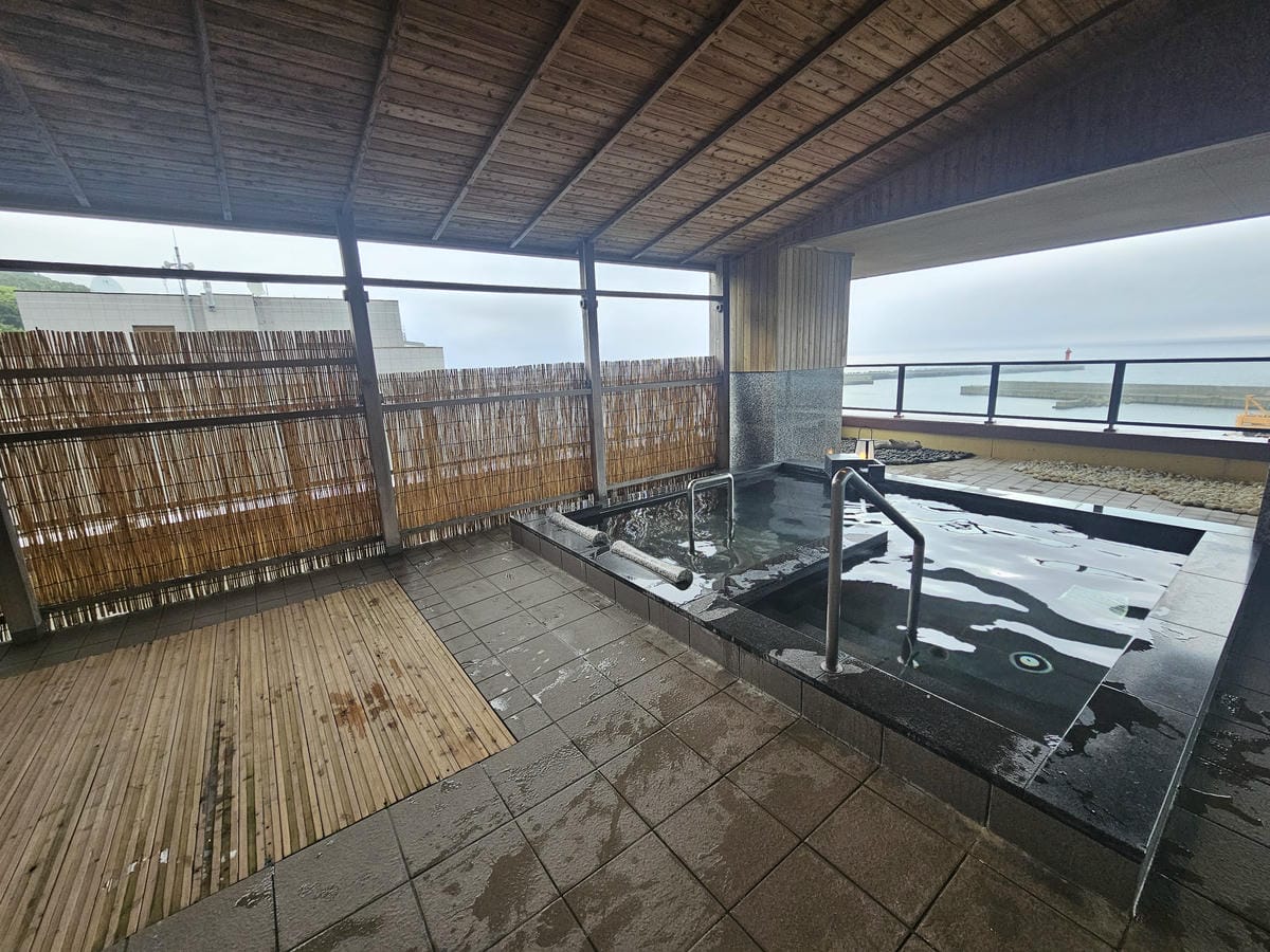 道北離島禮文住宿:花れぶん (旅館花禮文) 滿滿的海膽味 道北離島禮文住宿:花れぶん (旅館花禮文) 滿滿的海膽味