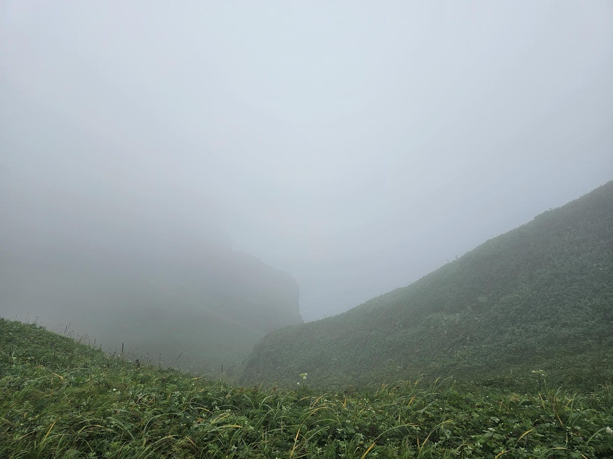 Day3-1 道北的離島 - 花之浮島禮文健行 : 桃岩展望 Day3-1 道北的離島 - 花之浮島禮文健行 : 桃岩展望