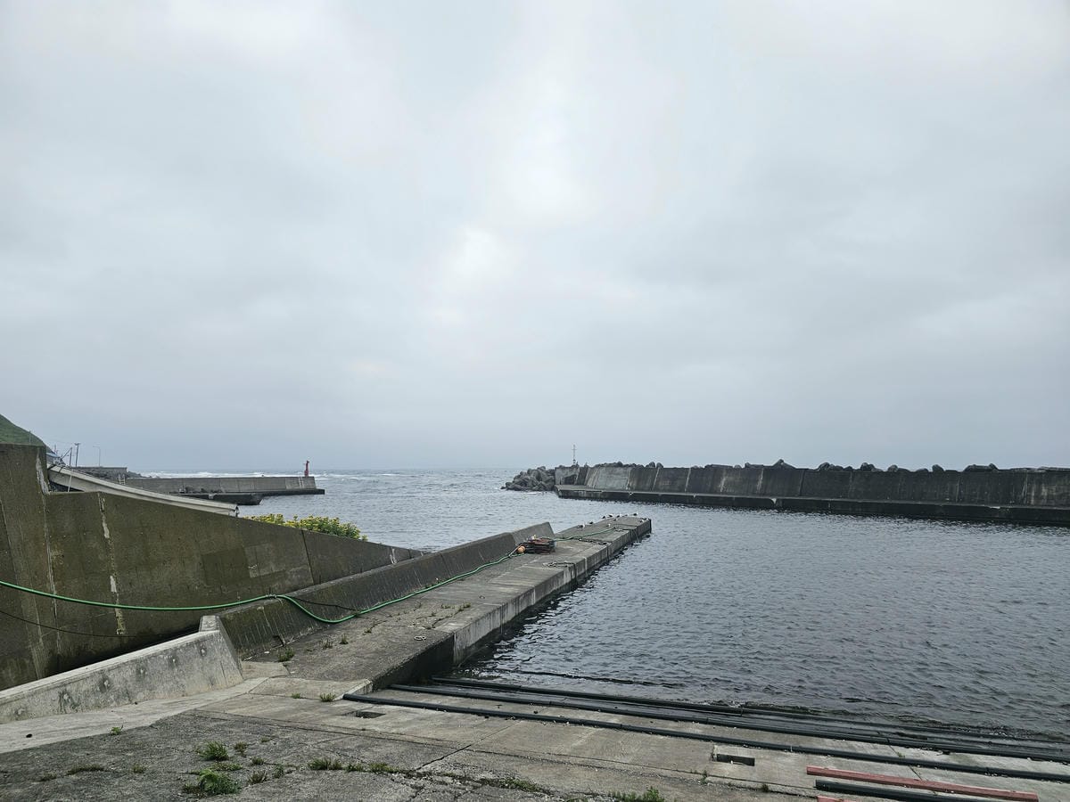 Day3-1 道北的離島 - 花之浮島禮文健行 : 桃岩展望 Day3-1 道北的離島 - 花之浮島禮文健行 : 桃岩展望