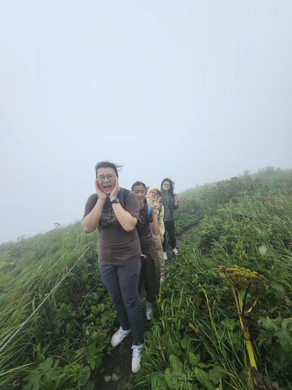 Day3-1 道北的離島 - 花之浮島禮文健行 : 桃岩展望 Day3-1 道北的離島 - 花之浮島禮文健行 : 桃岩展望