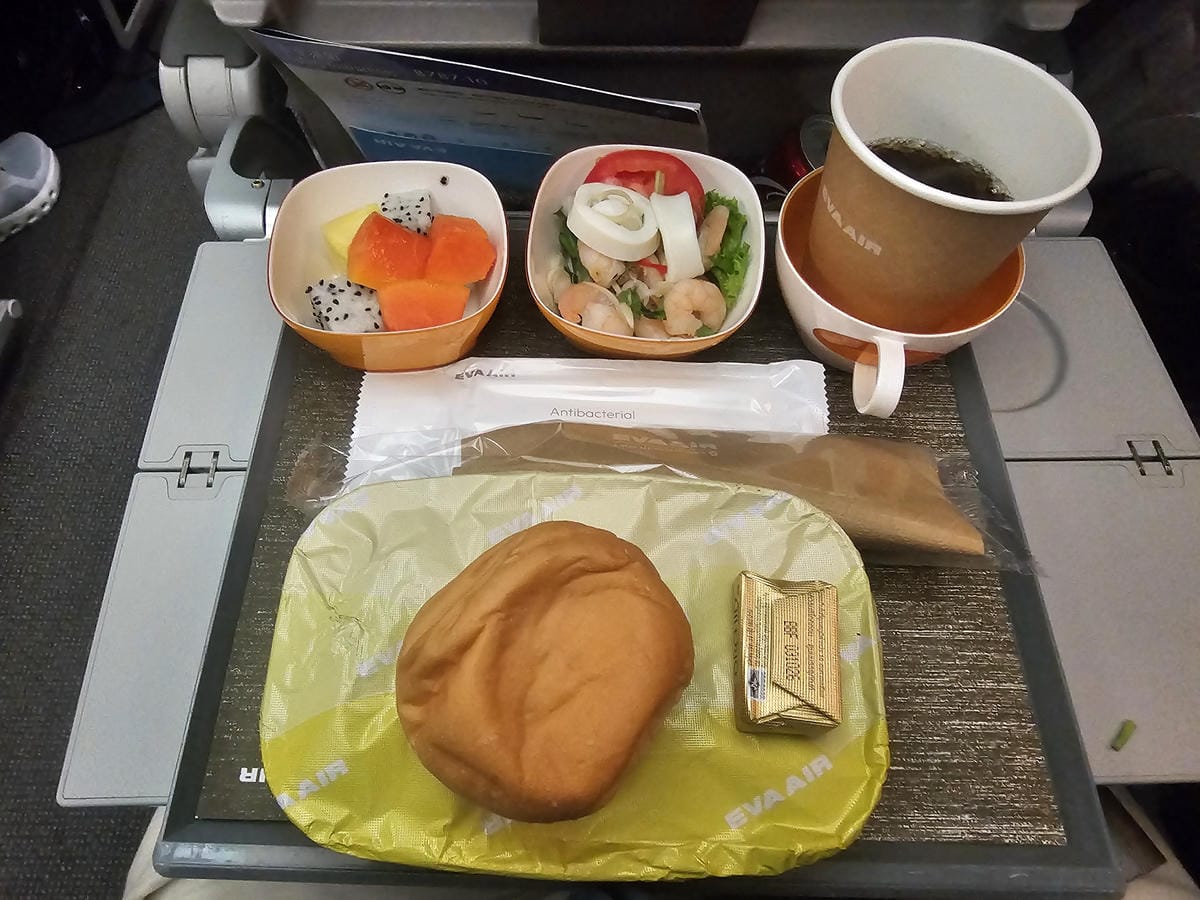 【飛行食記】曼谷(BKK)-台北桃園(TPE) by 長榮航 【飛行食記】曼谷(BKK)-台北桃園(TPE) by 長榮航